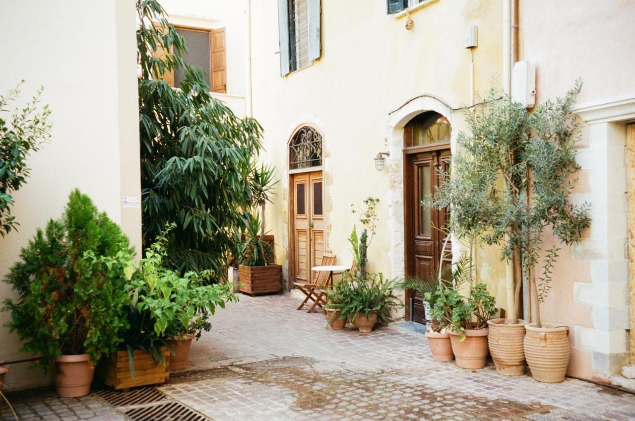White Houses In The Heart Of Chania ハニア エクステリア 写真